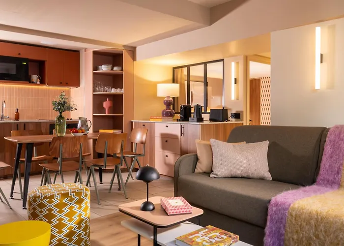 Yuna Montmartre - Aparthotel París